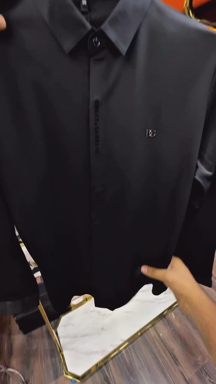DG Siyah Gizli Düğmeli Saten Gömlek & Kumaş Pantalon