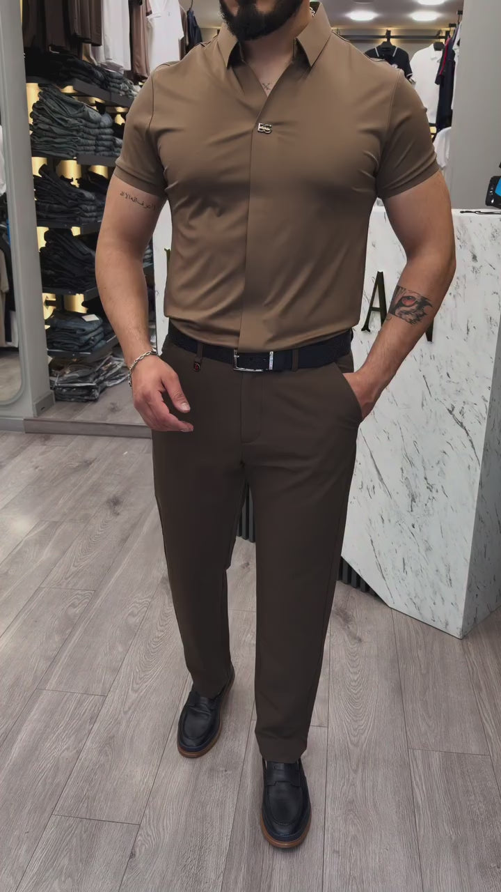 DG Kısa Kol Kahverengi Gömlek & Siyah Pantolon Takım